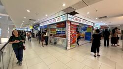 Lucky Plaza (D9), Shop House #628803681